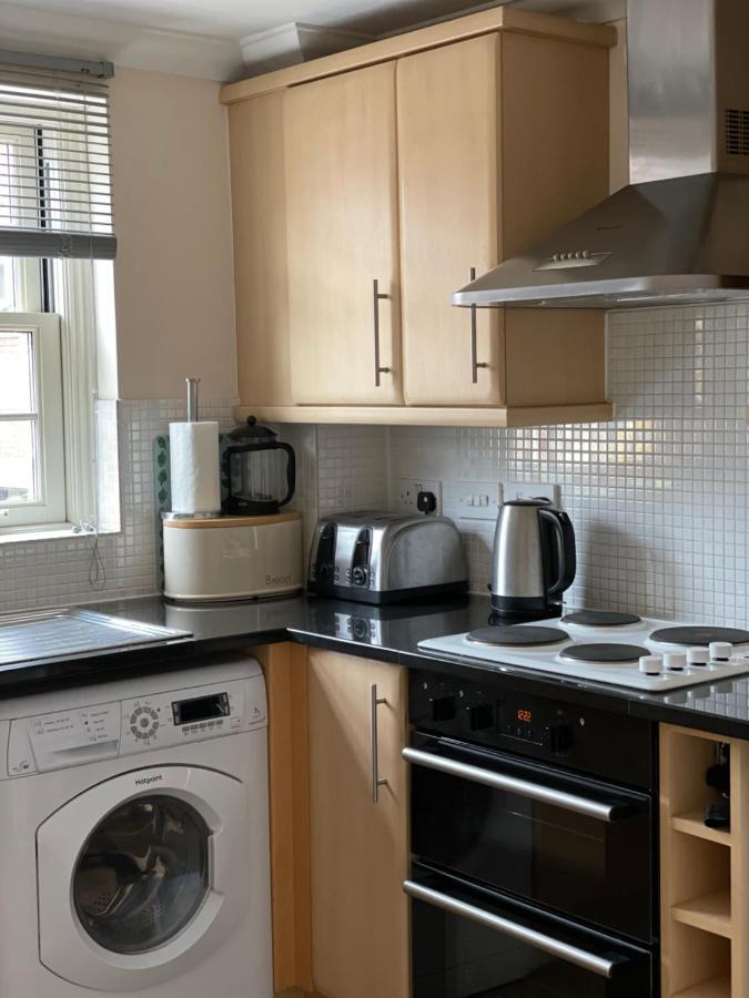 Perfect 2 Bedroom Apartment Located In City Centre With Parking Space Norwich Buitenkant foto